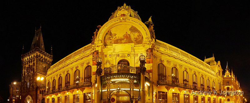 160630_GX8_1050691-1050694 Panorama.jpg - The Opera House in Prague: Kolor stitching 4 pictures | FOV: 131.87 x 47.47 ~ 24.87 | Projection: Mercator | Color: LDR